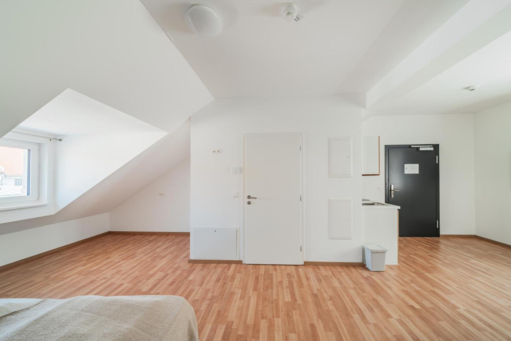 Central City Suits Βίνερ Νόιστατ Εξωτερικό φωτογραφία